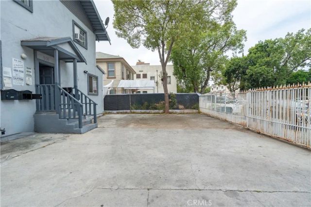 914 W 41st Street, Los Angeles, CA 90037