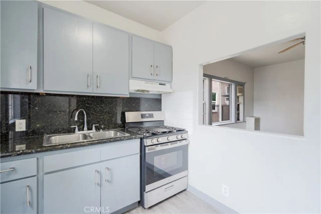 914 W 41st Street, Los Angeles, CA 90037