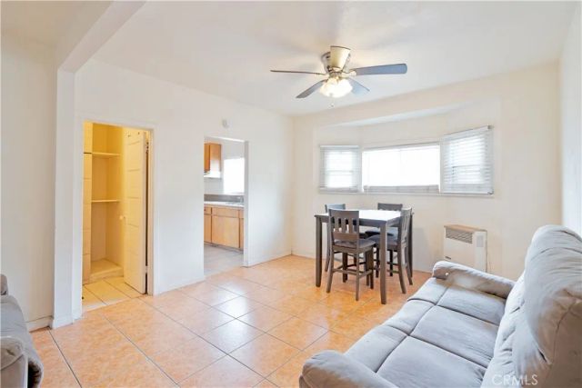 914 W 41st Street, Los Angeles, CA 90037