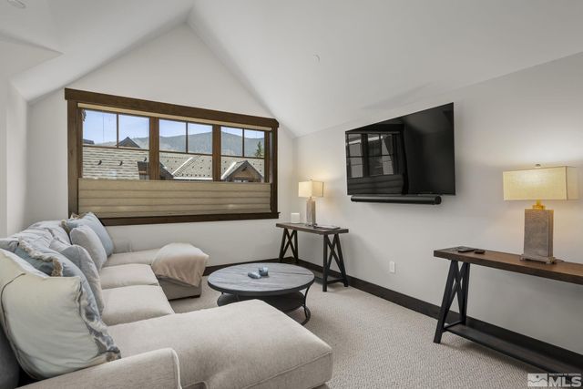 28 Beach Club Drive 407, Stateline, NV 89449