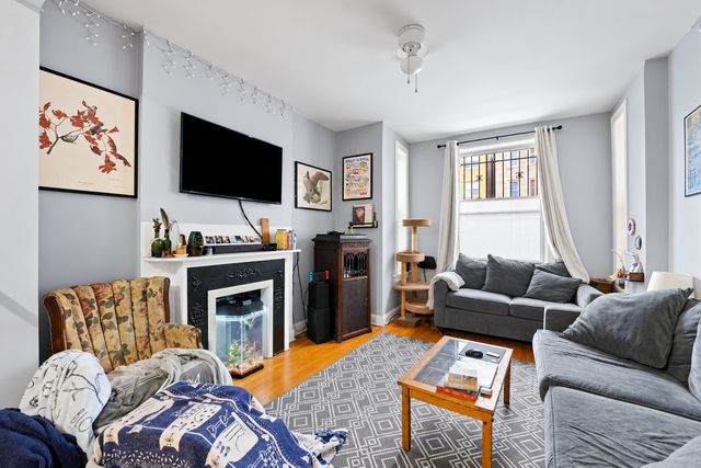 3333 W Pierce Avenue, Chicago, IL 60651