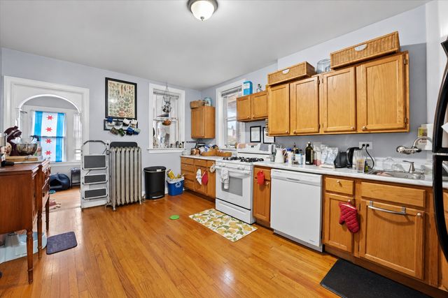 3333 W Pierce Avenue, Chicago, IL 60651