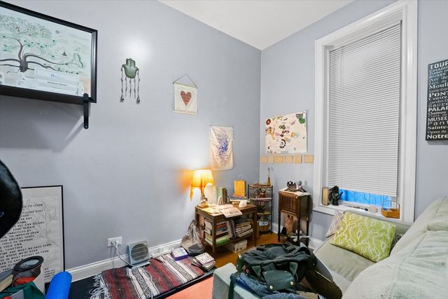 3333 W Pierce Avenue, Chicago, IL 60651