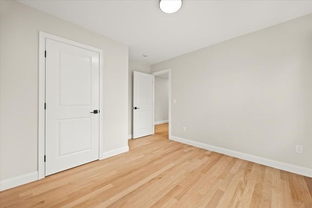 33 Glendale Ave, Brockton, MA 02301