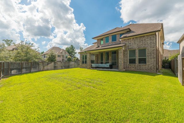 449 Devlin Shores Drive, Conroe, TX 77304