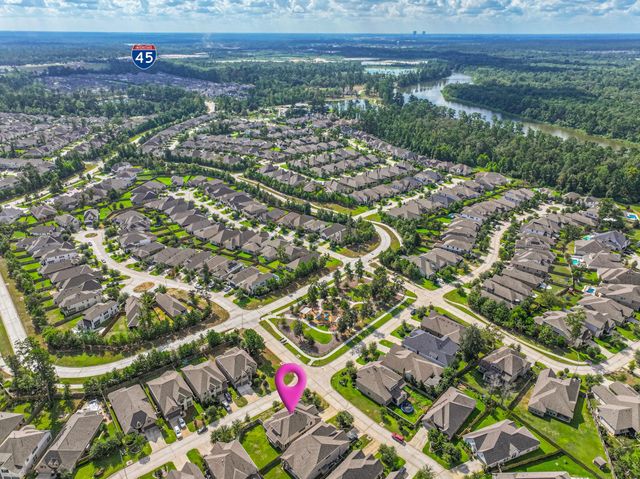 449 Devlin Shores Drive, Conroe, TX 77304