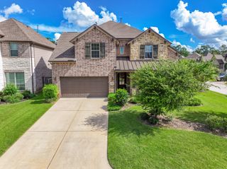 449 Devlin Shores Drive, Conroe, TX 77304