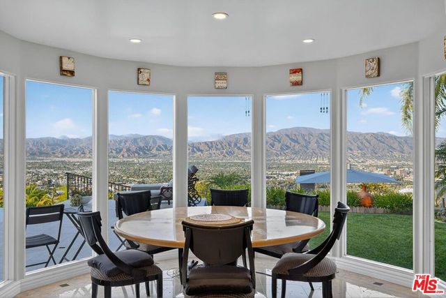 7833 Torreyson Drive, Los Angeles, CA 90046