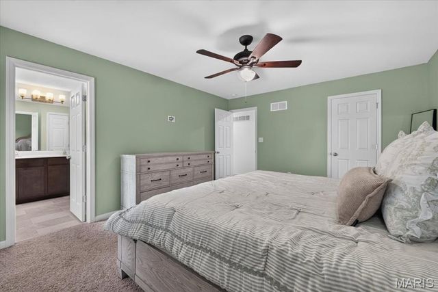 132 Prairie Wind Drive, Wentzville, MO 63385