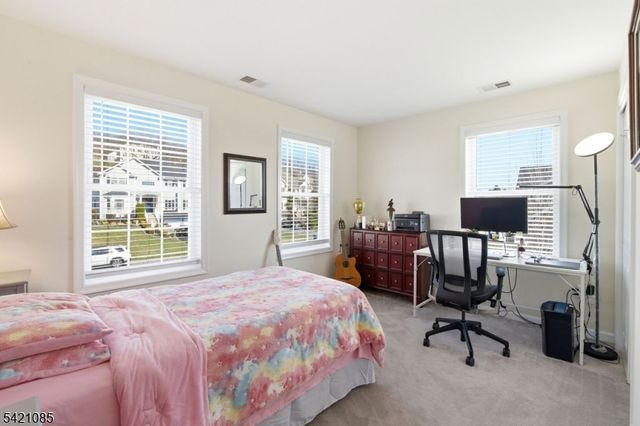 13 Jacob Way, Lopatcong Twp., NJ 08865