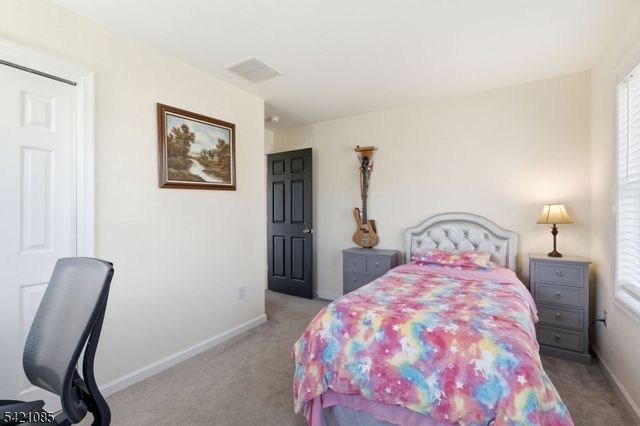 13 Jacob Way, Lopatcong Twp., NJ 08865