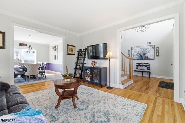13 Jacob Way, Lopatcong Twp., NJ 08865