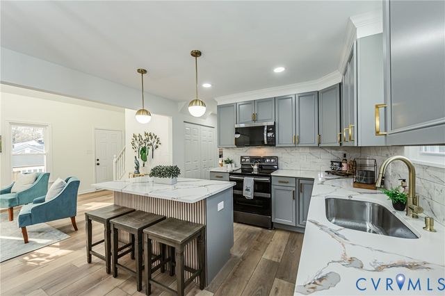 8801 Pleasant Ridge Rd, North Chesterfield, VA 23237