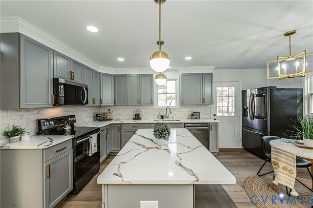 8801 Pleasant Ridge Rd, North Chesterfield, VA 23237