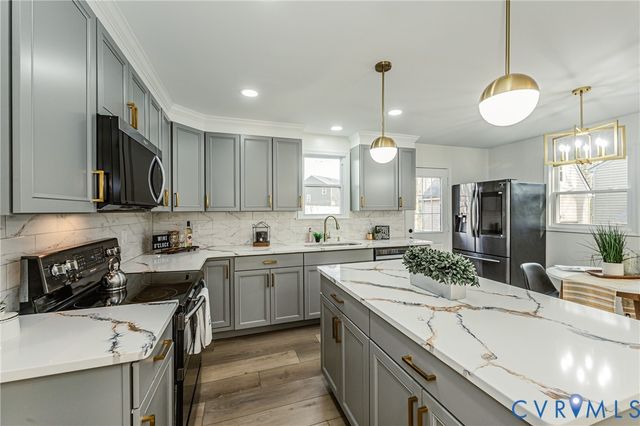 8801 Pleasant Ridge Rd, North Chesterfield, VA 23237