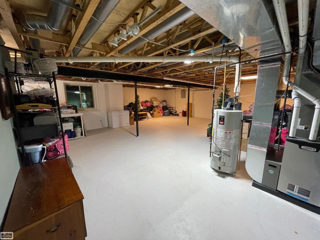 28737 Sheffield Ct Court, Chesterfield Twp, MI 48047