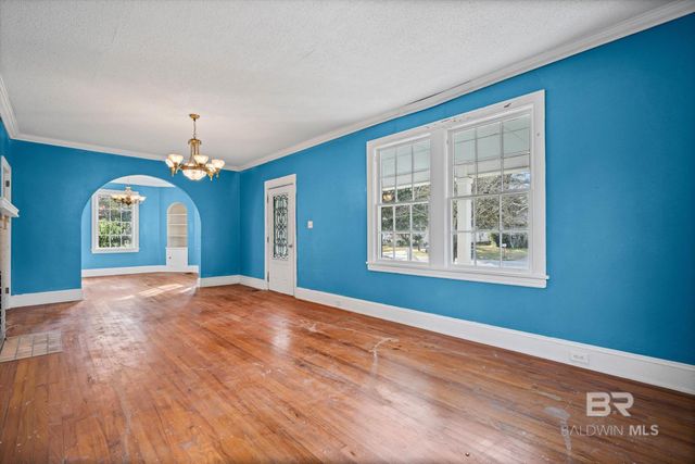 157 Westwood Street, Mobile, AL 36606