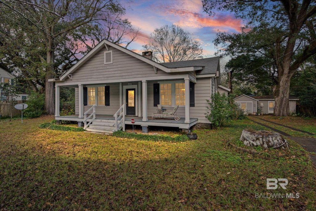 157 Westwood Street, Mobile, AL 36606