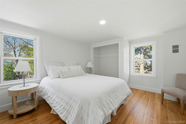 8908 Peconic Bay Boulevard, Laurel, NY 11948
