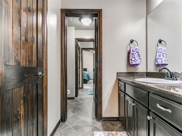 3225 NW 192nd Terrace, Edmond, OK 73012