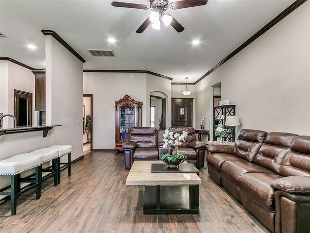 3225 NW 192nd Terrace, Edmond, OK 73012