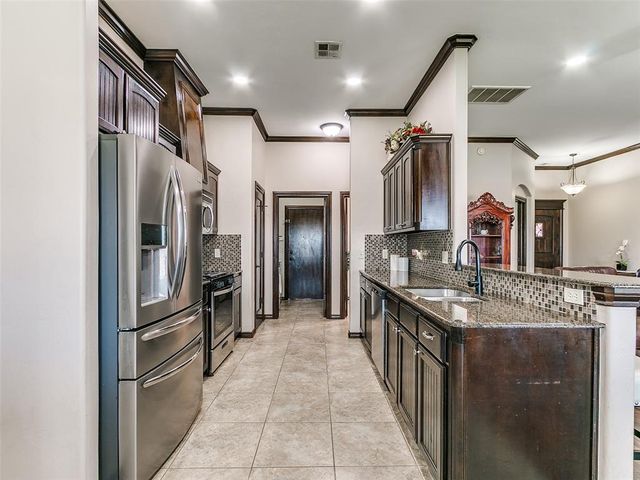 3225 NW 192nd Terrace, Edmond, OK 73012