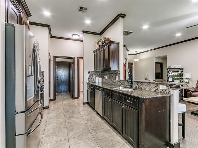 3225 NW 192nd Terrace, Edmond, OK 73012
