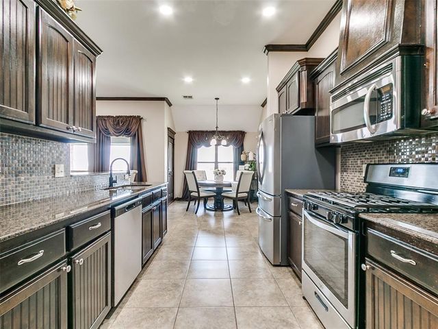 3225 NW 192nd Terrace, Edmond, OK 73012