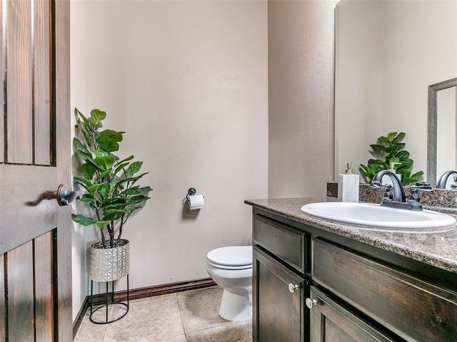 3225 NW 192nd Terrace, Edmond, OK 73012