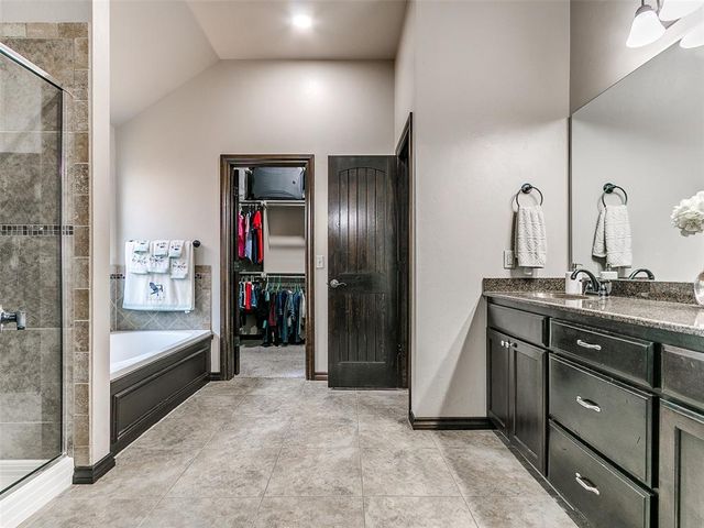 3225 NW 192nd Terrace, Edmond, OK 73012