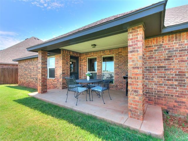 3225 NW 192nd Terrace, Edmond, OK 73012