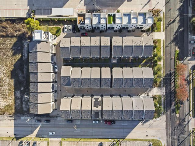 1276 N Post Oak Road B, Houston, TX 77055