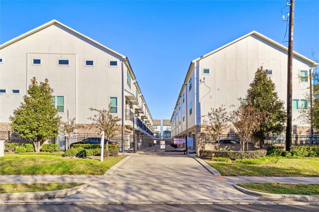 1276 N Post Oak Road B, Houston, TX 77055