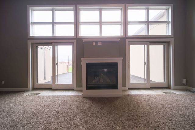 4935 Utica Ridge Road 220, Davenport, IA 52807