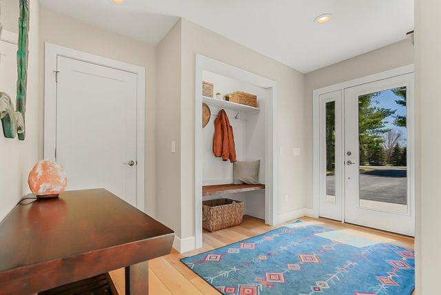 8906-B Manhattan North, Long Lake Twp, MI 49685