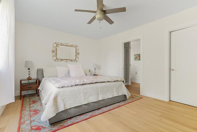 8906-B Manhattan North, Long Lake Twp, MI 49685