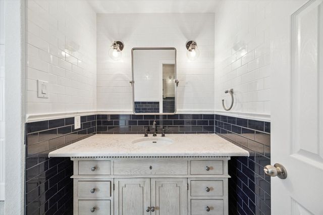 4303 Pensacola Oaks Lane, Sugar Land, TX 77479