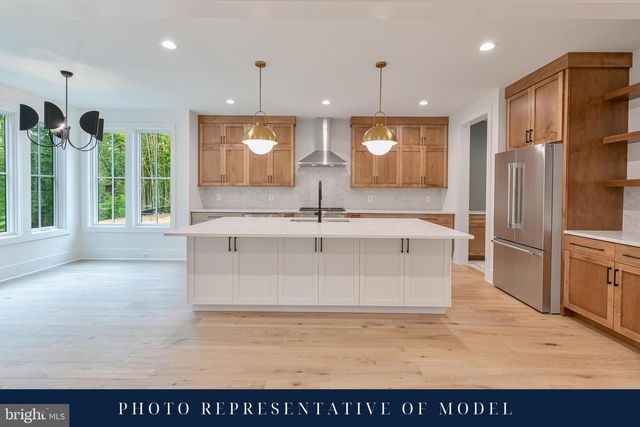 1622 N ADAMS ST, Arlington, VA 22201