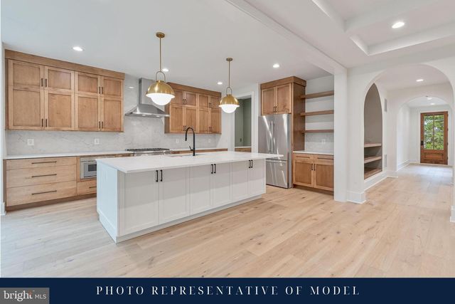 1622 N ADAMS ST, Arlington, VA 22201