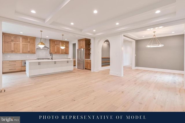 1622 N ADAMS ST, Arlington, VA 22201