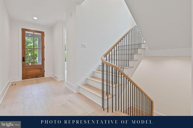 1622 N ADAMS ST, Arlington, VA 22201