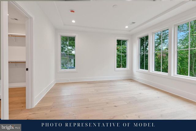 1622 N ADAMS ST, Arlington, VA 22201