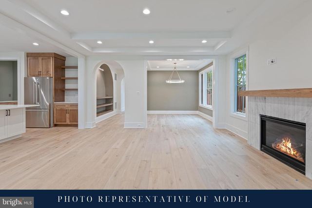 1622 N ADAMS ST, Arlington, VA 22201