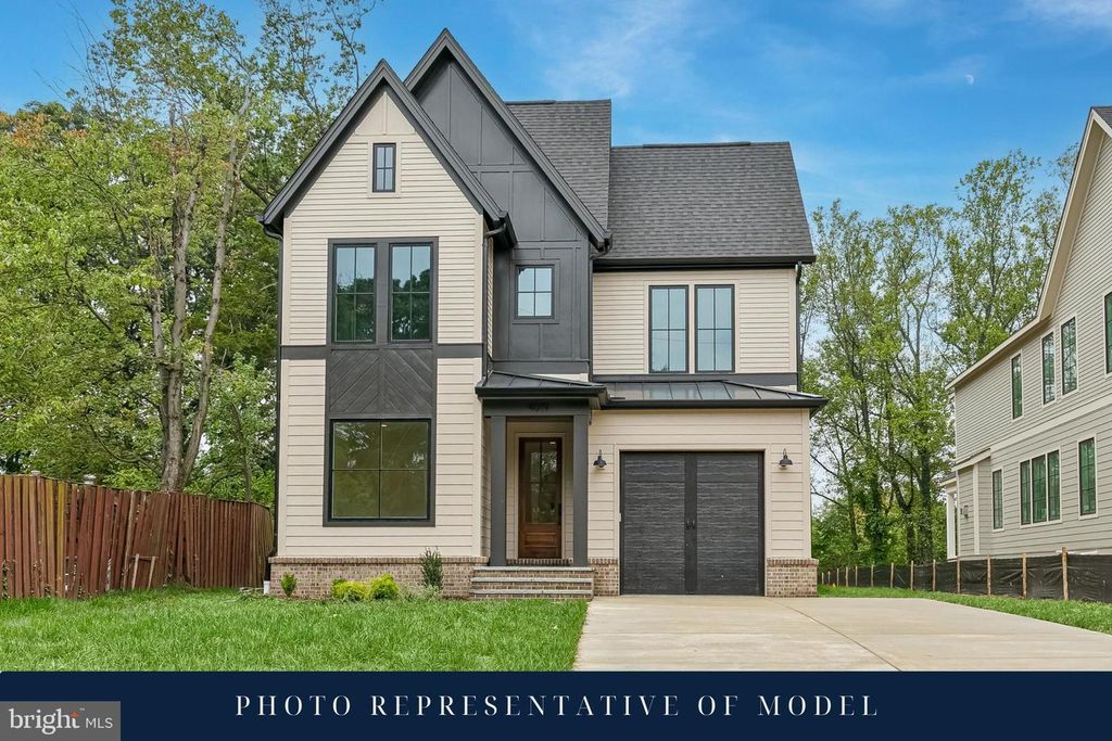 1622 N ADAMS ST, Arlington, VA 22201