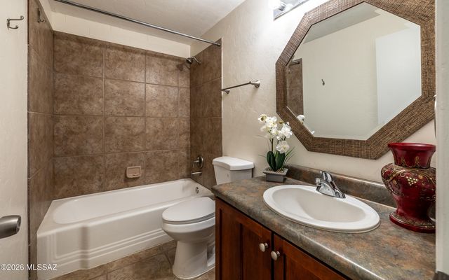 2525 N Alvernon Way Unit C5, Tucson, AZ 85712