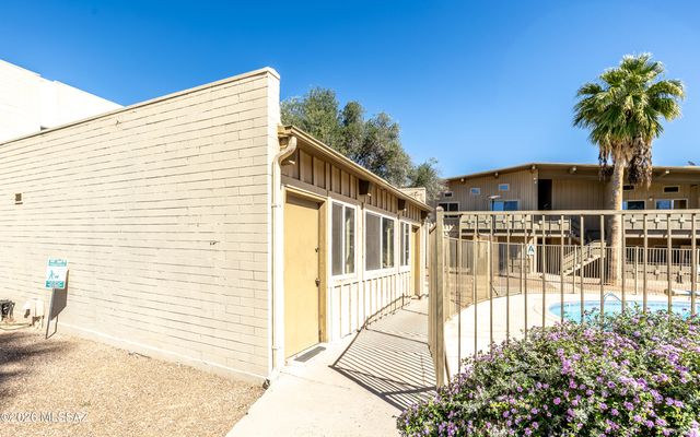 2525 N Alvernon Way Unit C5, Tucson, AZ 85712