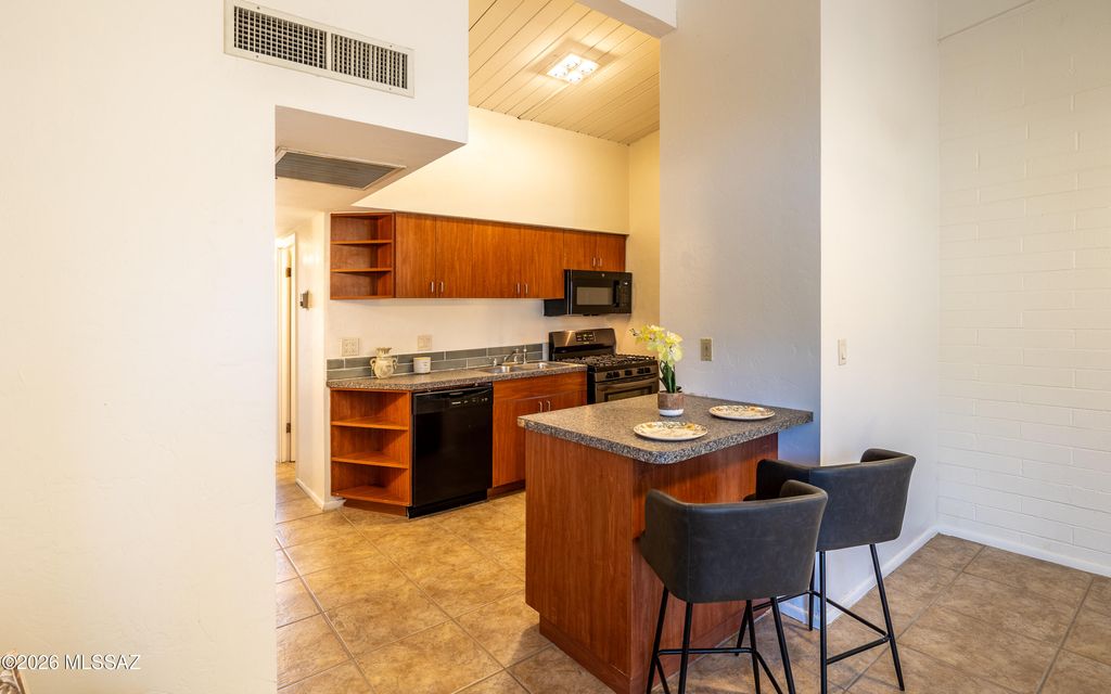 2525 N Alvernon Way Unit C5, Tucson, AZ 85712