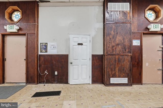 1142-1148 S BROADWAY, Camden, NJ 08103