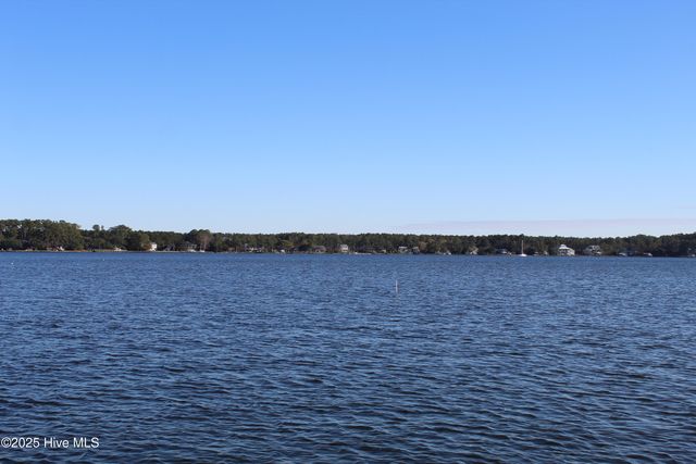 113 Waterway Drive, Havelock, NC 28532