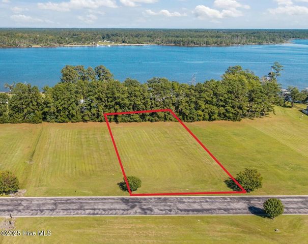 113 Waterway Drive, Havelock, NC 28532